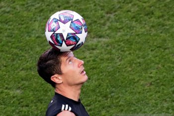 Lewandowski  sebut saya layak memenangkan Ballon d'Or