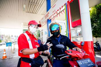 Cegah penyebaran COVID-19, 414 SPBU Pertamina Sumbagsel layani transaksi nontunai