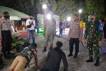 Polres Sumbawa bersama instansi lainnya gelar razia masker, denda uang ke kepannya akan diberlakukan