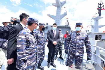 Indonesian Navy launches two locally produced fast patrol warships