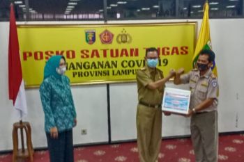 BKIPM Lampung bagikan satu ton ikan segar  untuk warga terdampak COVID-19