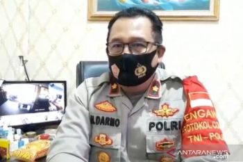 Perempuan pengedar uang palsu di Pasar Deprok berstatus sebagai tersangka