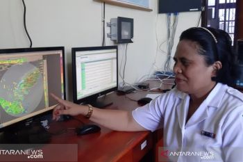 Gelombang  hingga 4 meter terjadi di perairan  NTT