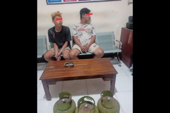 Apes!!! tabrak portal saat kabur, pencuri tabung gas 3 kg nyaris diamuk massa
