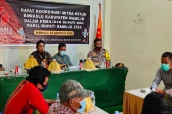 KPU dan Bawaslu Mamuju mantapkan kesiapan tahapan pendaftaran paslon