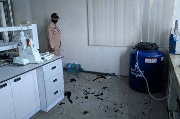 Salah satu laboratorium Undip Semarang kebakaran