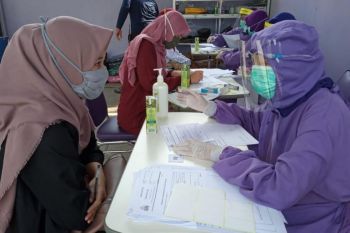 Petugas sensus di Batang wajib jalani tes cepat COVID-19