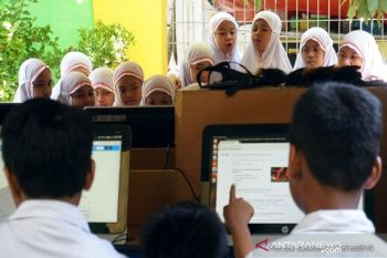 Batang bakal perkuat jaringan internet dukung pembelajaran daring