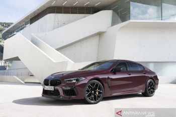 Harga BMW M8 2020 meluncur dengan harga Rp6,7 miliar