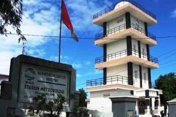 BMKG ingatkan warga Sulbar waspadai potensi angin kencang