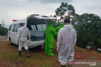 Kasus positif COVID-19 meningkat, DLH Padang siapkan tim pemakaman jenazah