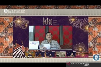 Menko Kemaritiman Luhut: Selain makanan dan fesyen, UMKM harus transformasi ke teknologi