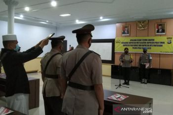 Kapolres Palu pimpin sertijab Kabagren dan empat Kapolsek