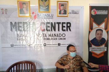 Bawaslui Manado awasi pleno daftar pemilih 87 kelurahan