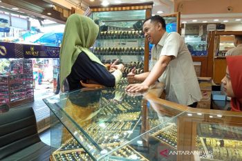 Kenaikan harga emas picu inflasi di Sumbar pada Agustus 2020