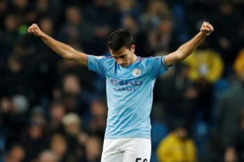 Maaf Barca, Eric Garcia tak mau meninggalkan Manchester City