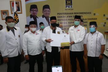 PKS resmi dukung pasangan calon Rycko Menoza-Johan Sulaiman
