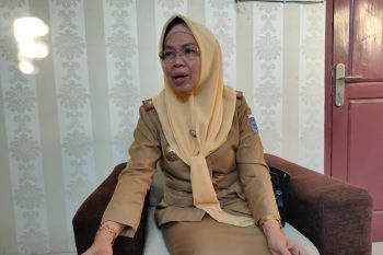 Hasil rapid reaktif, suami dan anak almarhum pasien 09 Kota Metro jalani tes usap