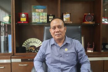 UNP anggarkan Rp2,4 miliar untuk subsidi kuota mahasiswa.
