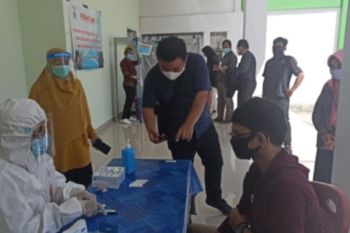 Dinkes Sulbar lakukan tes skrining kesehatan cegah COVID-19