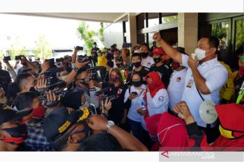 Kerumunan massa saat pendaftaran pilkada disoroti Bawaslu
