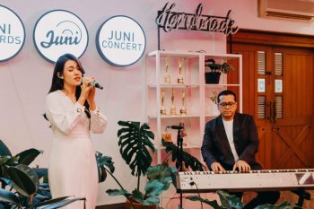 Manggung melalui daring lebih melelahkan bagi Raisa