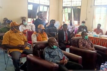 Wan-Tas segera lengkapi berkas pendaftaran pilkada di Mamberamo Raya