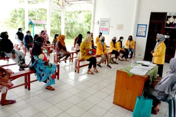 Mahasiswa UPR bersama TP PKK Tanjung Pinang bahas pemanfaatan tanaman toga