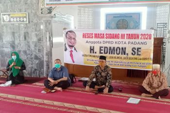 Anggota DPRD Padang jadikan reses sebagai sarana sosialisasi COVID-19