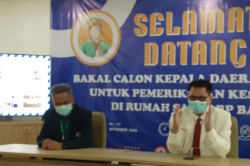Tujuh bakal pasangan calon tes kesehatan di RSBP Batam