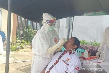 16 wartawan Agam lakukan tes usap setelah meliput di KPU