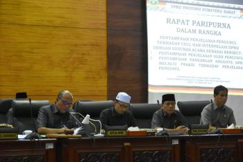 DPRD rapat dengar pendapat dengan Bank Nagari terkait upaya bangkitkan ekonomi di tengah pandemi