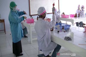 Uji coba pembelajaran tatap muka di SMKN 1 Temanggung khusus praktik