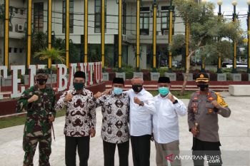 Polres melibatkan dua paslon Pilkada Bantul kampanyekan pemakaian masker