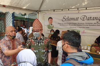 Tim BRG fasilitasi pameran produk pangan masyarakat  desa gambut Sumsel