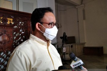 Anies nyatakan dua pejabat  tinggi DKI Jakarta terpapar COVID-19 tanpa gejala