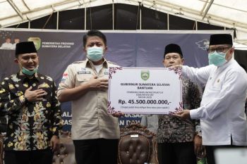 Gubernur Sumsel salurkan Bangub Rp45,5 miliar  ke Kabupaten OKI