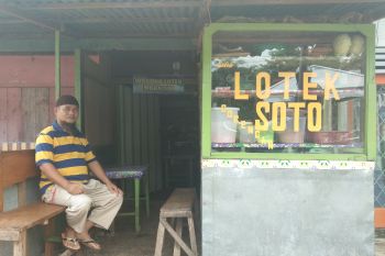 Respon masyarakat tuding pemilik terpapar COVID-19, warung Lotek Mbak Sri sepi