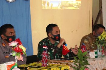 Dandim Merauke sosialisasikan cegah COVID-19 dan Karhutla distrik Tanah Miring