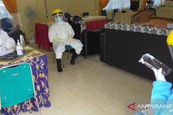 50 orang dites usap setelah komisioner dan staf KPU Agam positif COVID-19