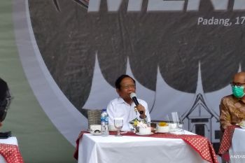 Menkopolhukam puji pengendalian COVID-19 di Sumbar, minta daerah lain meniru