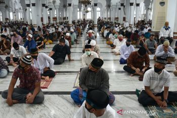 Protokol kesehatan saat shalat Jumat di Masjid Raya