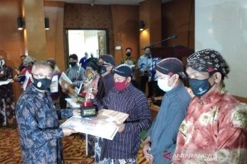 Pemkab Bantul beri penghargaan seniman muda