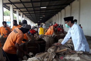 Harga tembakau anjlok, pemerintah pusat diminta turun tangan