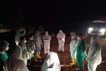 Nakes Puskesmas Kwano meninggal berstatus probable COVID-19 meninggal