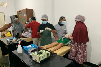 MUI Palu  gelar khitanan bantu warga kala COVID-19