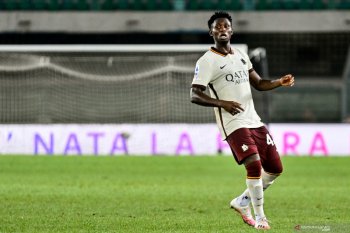 Tak masuk daftar pemain, Roma dinyatakan kalah 0-3 dari Verona