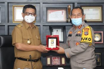 Silaturahmi Kapolda dengan Gubernur untuk menjaga sinergisitas