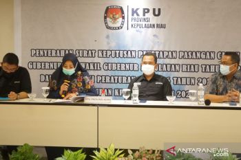 Tiga pasangan calon  dalam Pilkada Kepri 2020