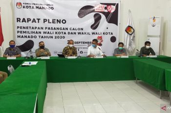KPU  nyatakan empat Bapaslon Wali-Wawali Kota Manado memenuhi syarat